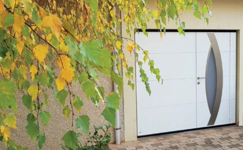 Pose d'une porte de garage basculante Wedoor à Saint-Symphorien-d'Ozon et sa région.