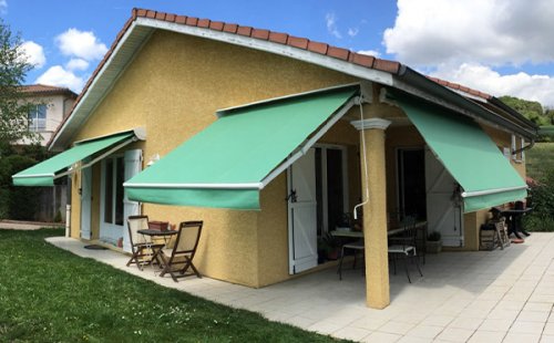 Installation de store NASH, CALYPSO et EPICA à Saint-Symphorien-d'Ozon et sa région.