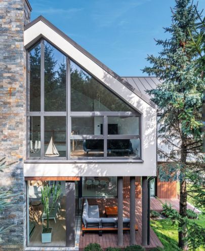 Installation de menuiserie pour maison passive avec baies vitrées à Lyon
